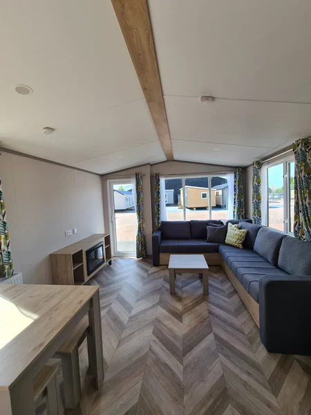 Casa móvil T2 Tachoer Mobilada – Conforto e Estilo em Cada Detalhe - Imagen 3